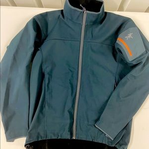 Men’s Arc’teryx Jacket.  Used once.  Lightweight.  Smoke free home